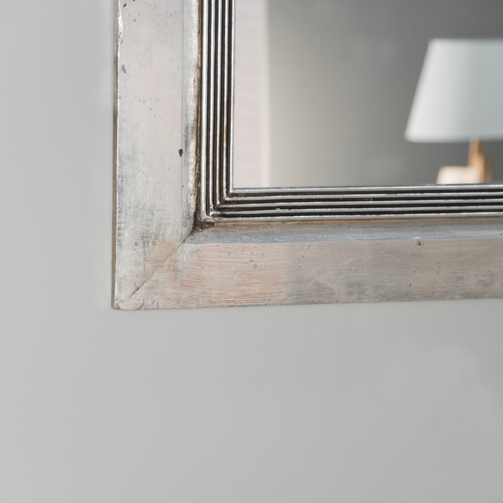 Espejo Venecia de madera con pátina plateado 140 x 80 cm Espejo Venecia de madera con pátina plateado 140 x 80 cm