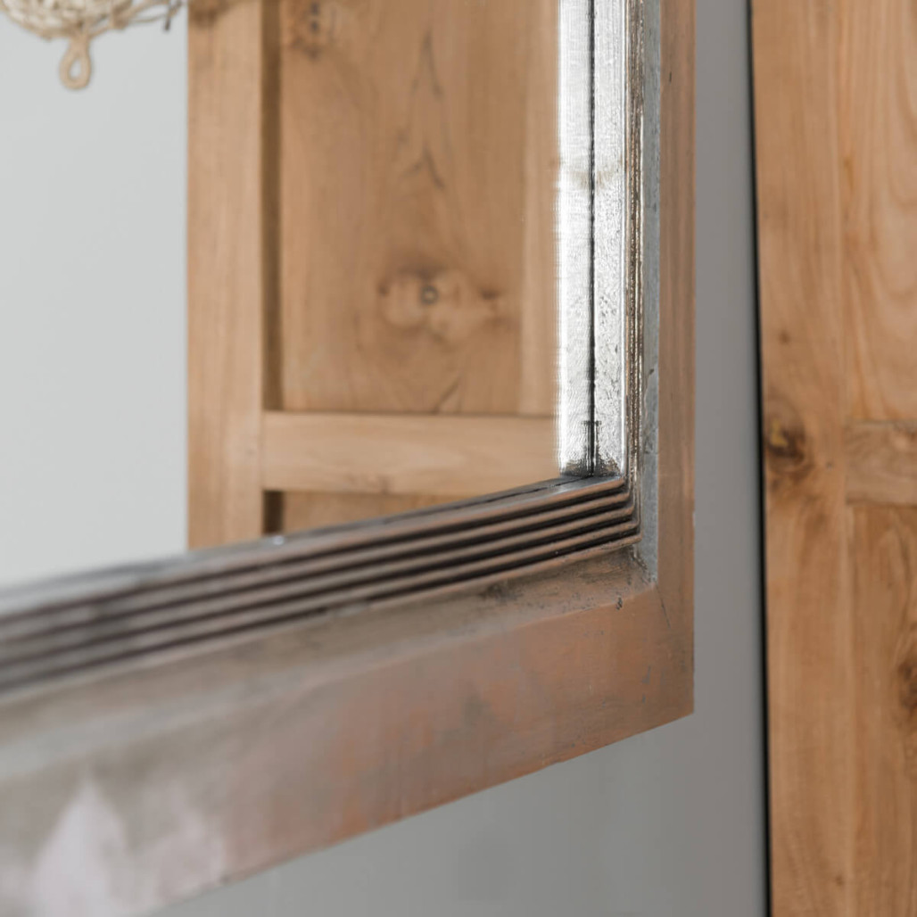 Espejo Venecia de madera con pátina plateado 140 x 80 cm Espejo Venecia de madera con pátina plateado 140 x 80 cm