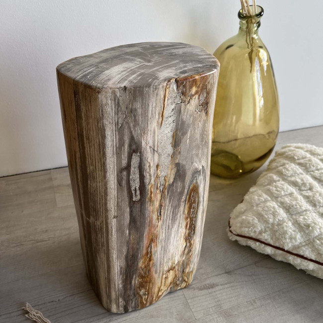 Puf Taburete de madera petrificada