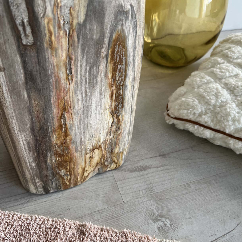 Puf Taburete de madera petrificada