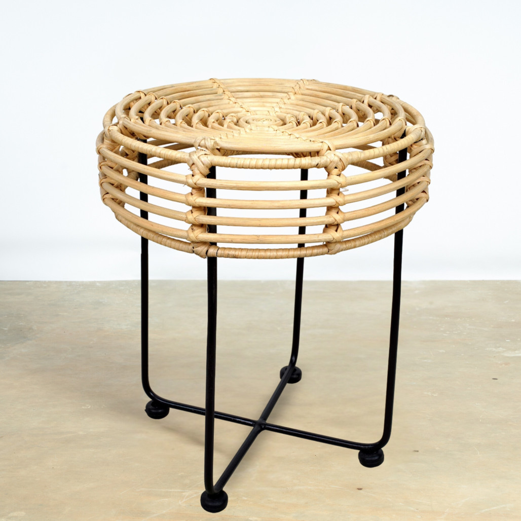 Mesa auxiliar en ratán Emma Mesa auxiliar en ratán Emma