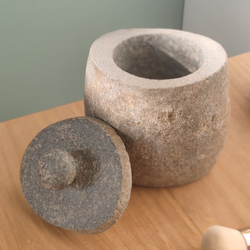 Vaso piedra de río con tapa Vaso piedra de río con tapa