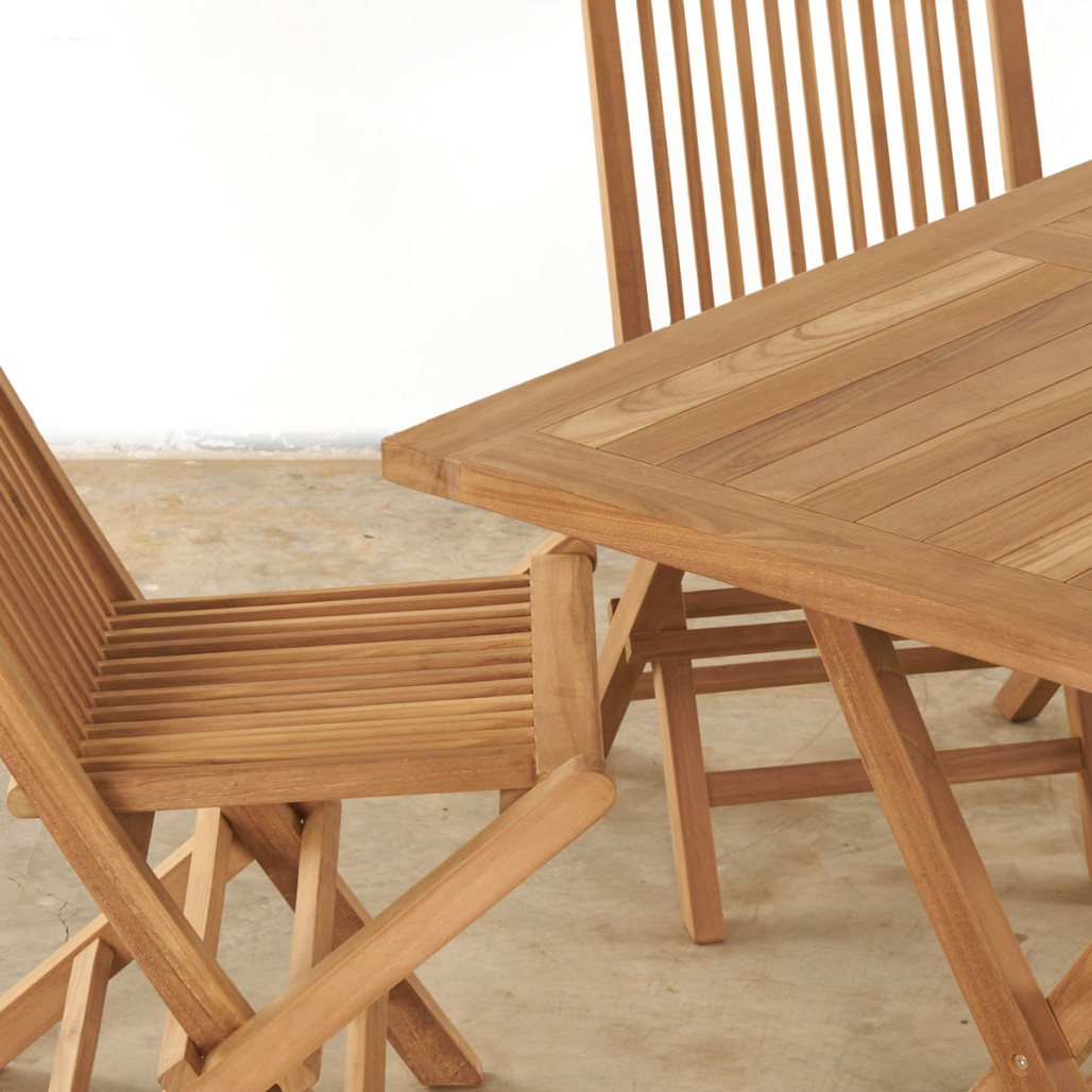 Conjunto de mesa y 4 sillas de jardín en teca Harry Conjunto de mesa y 4 sillas de jardín en teca Harry