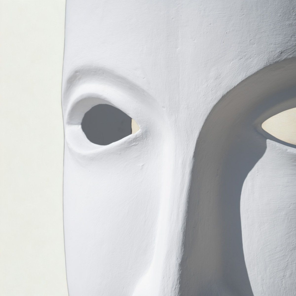 Escultura rostro blanco | Decoración interior moderna