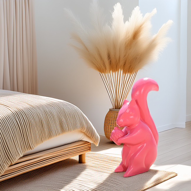 Escultura ardilla rosa | Decoración interior alegre