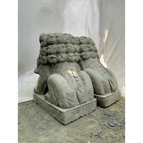 Dos estatuas jardín perro fu león piedra volcánica 60 cm