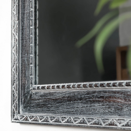 Espejo Palermo de madera con pátina lacada 140 x 80 cm