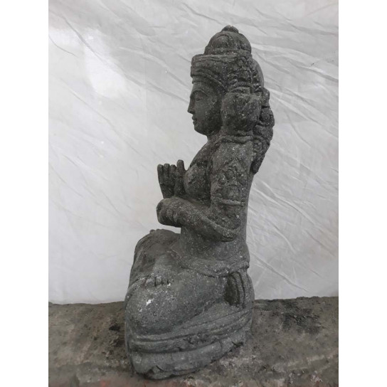 Estatua diosa balinesa dewi flor de piedra de lava 50 cm