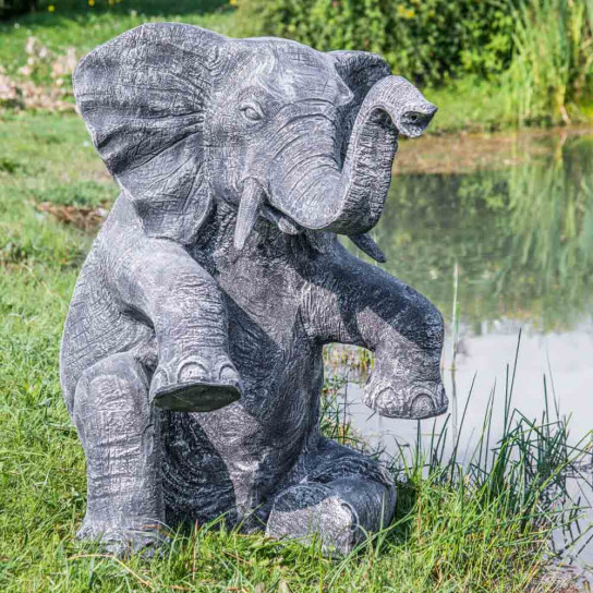 Estatua elefante con pátina negra gris sentado 95 cm