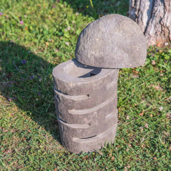 Lámpara de piedra de río para jardín 50