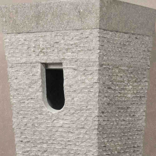 Lavabo de pie piramidal de piedra para cuarto de baño Habana gris