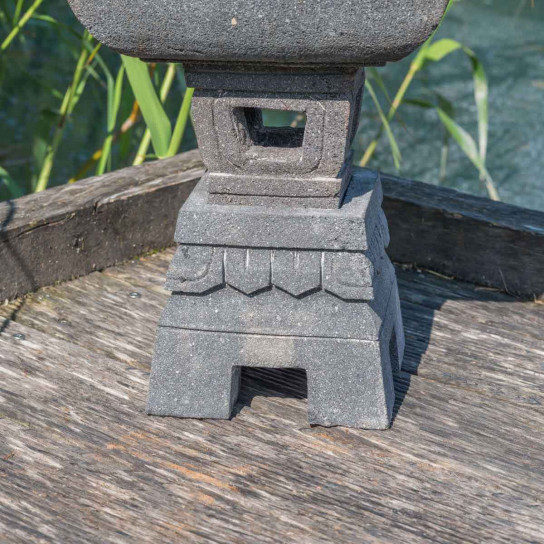 Linterna japonesa de piedra de lava 55 cm