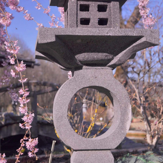 Linterna japonesa pagoda zen de piedra de lava 105 cm