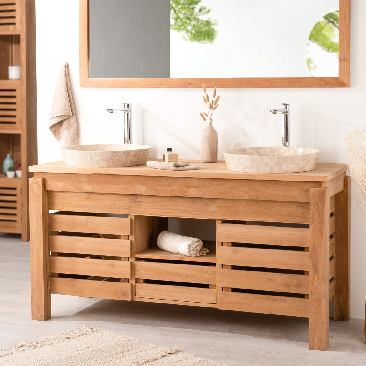 Mueble de baño con balda de madera maciza